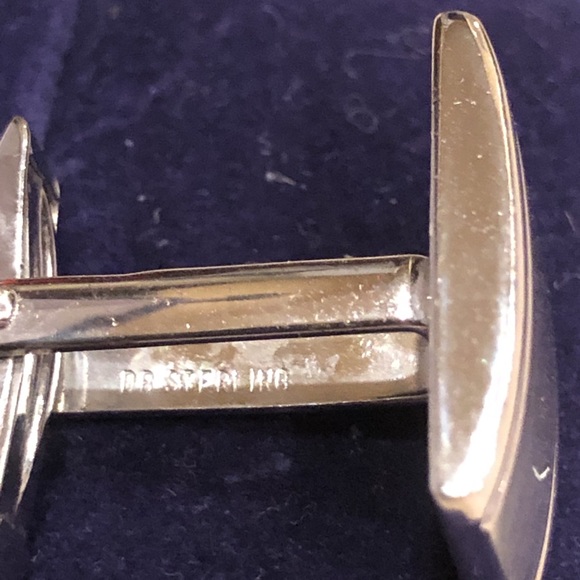 Sterling rectangular cuff links. - Picture 4 of 4